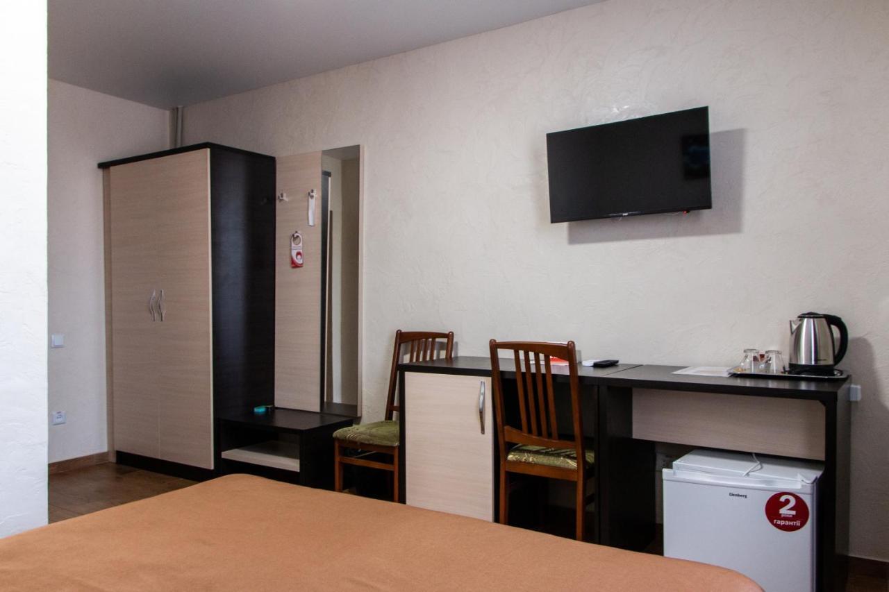 Гостинний Двір "Марія" Hotell Kropyvnytskyj Eksteriør bilde