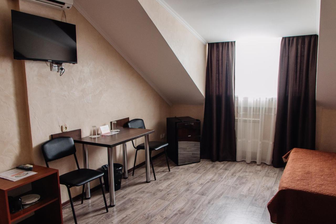 Гостинний Двір "Марія" Hotell Kropyvnytskyj Eksteriør bilde
