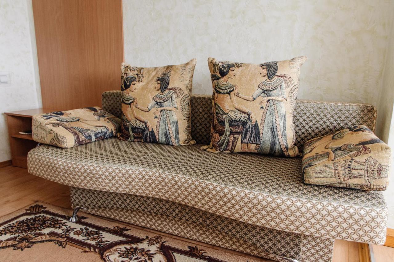 Гостинний Двір "Марія" Hotell Kropyvnytskyj Eksteriør bilde
