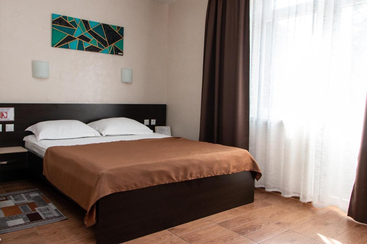 Гостинний Двір "Марія" Hotell Kropyvnytskyj Eksteriør bilde