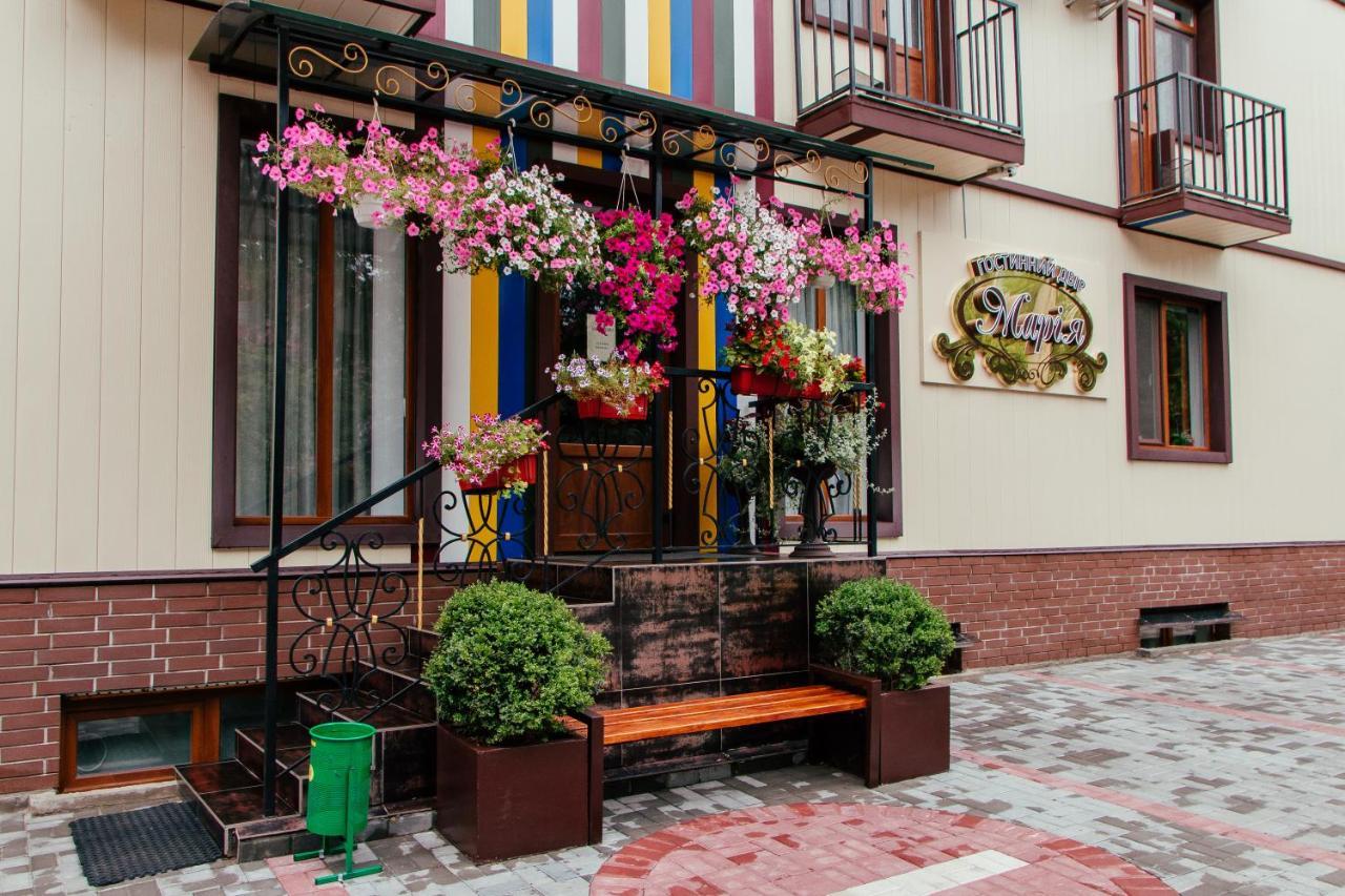 Гостинний Двір "Марія" Hotell Kropyvnytskyj Eksteriør bilde